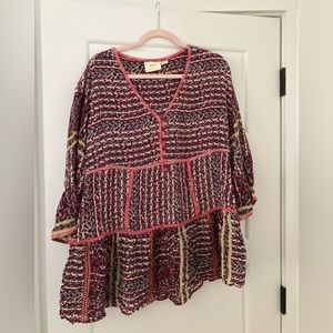 Anthropologie tunic top size medium, worn once